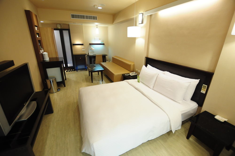 Kindness Hotel Shinkuchan Kaohsiung Buitenkant foto