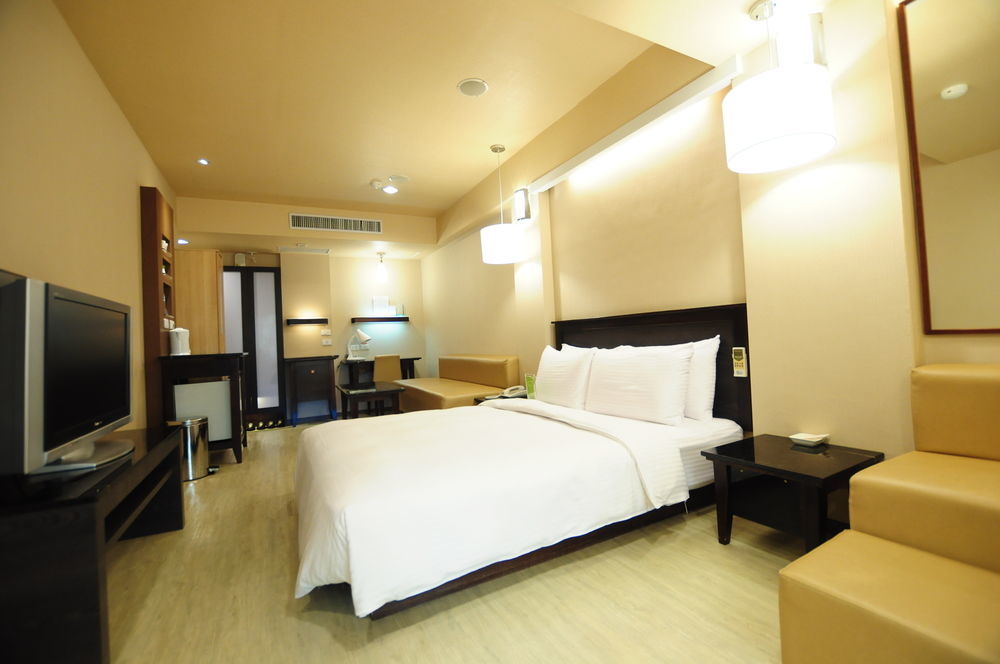 Kindness Hotel Shinkuchan Kaohsiung Buitenkant foto
