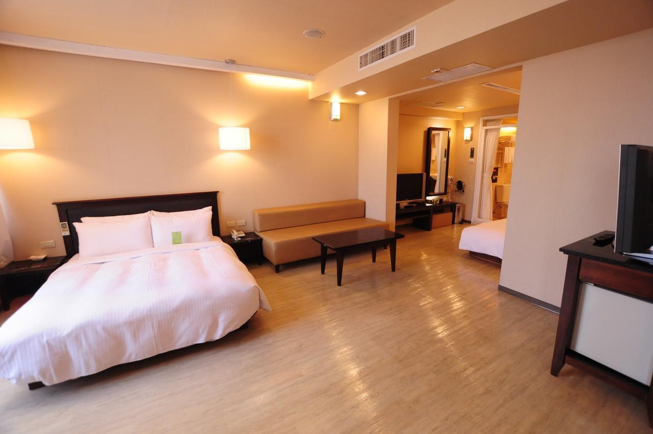 Kindness Hotel Shinkuchan Kaohsiung Buitenkant foto